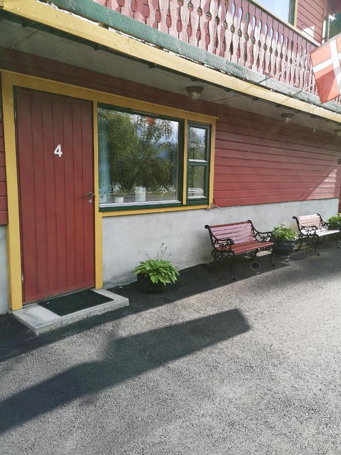 Kvamsdal Pensjonat 4 Eidfjord Buitenkant foto